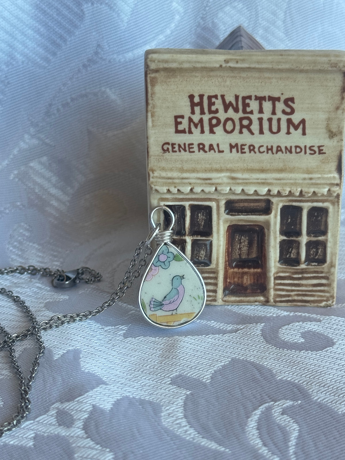 It's A Small World Teardrop, The Songbird, Silver