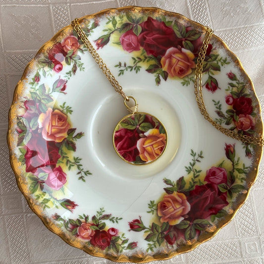 150 Million Pieces and Counting: The Story of Royal Albert Old Country Roses