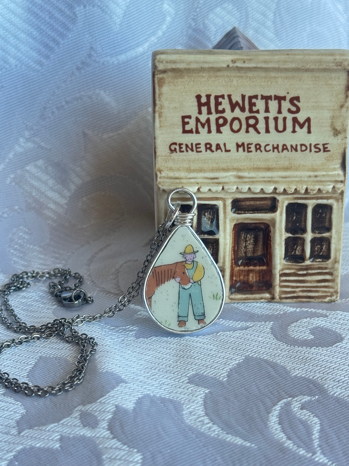 It's A Small World Teardrop, The Farmer and His Horse, Silver