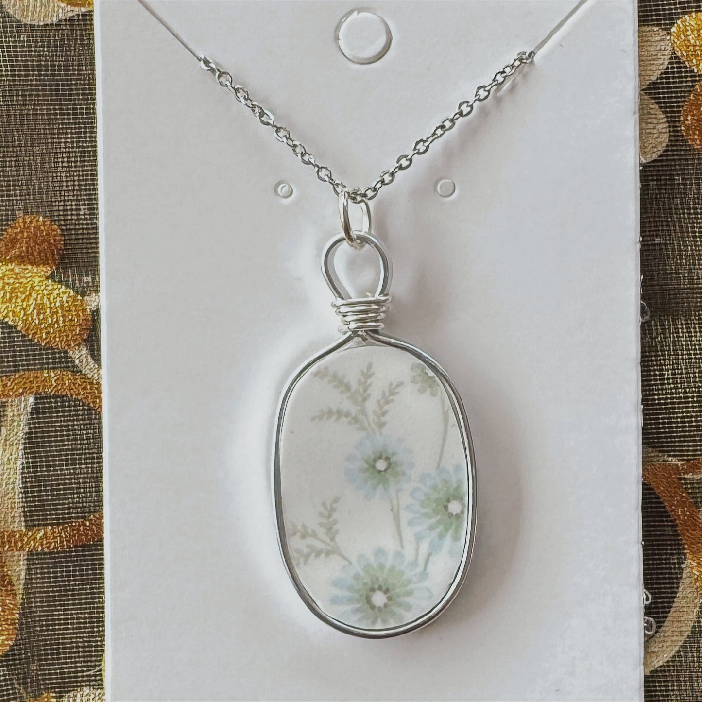 Debutante image 1
