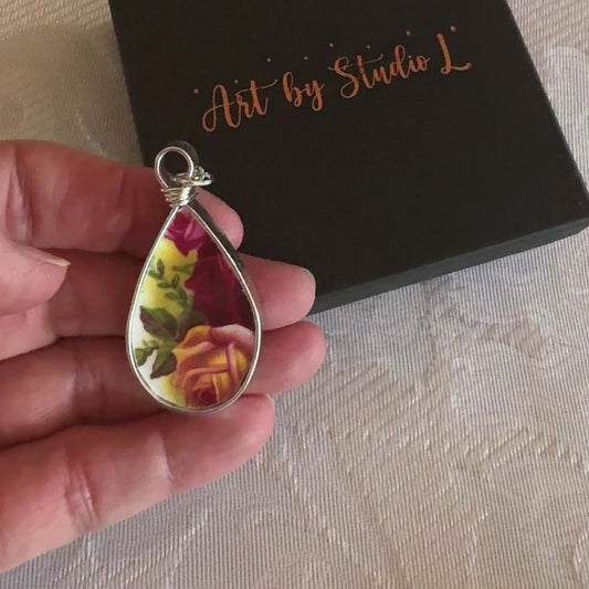 Old Country Roses Teardrop, Warm Against Cool, Silver