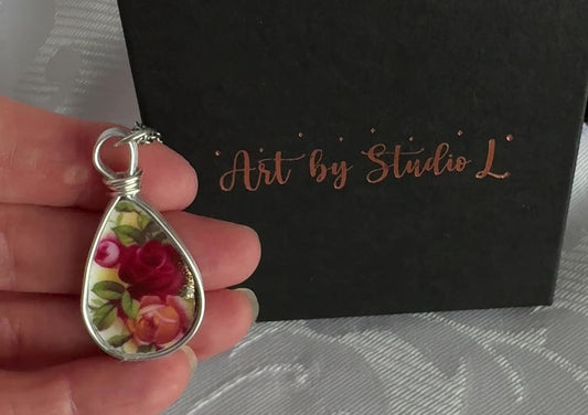 Old Country Roses Teardrop, Small and Certain, Silver