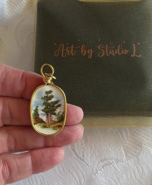 Knotty Pine Oval, The Leaning Tree, Gold