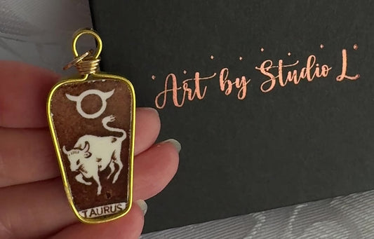 Zodiac Tombstone, Taurus, Gold