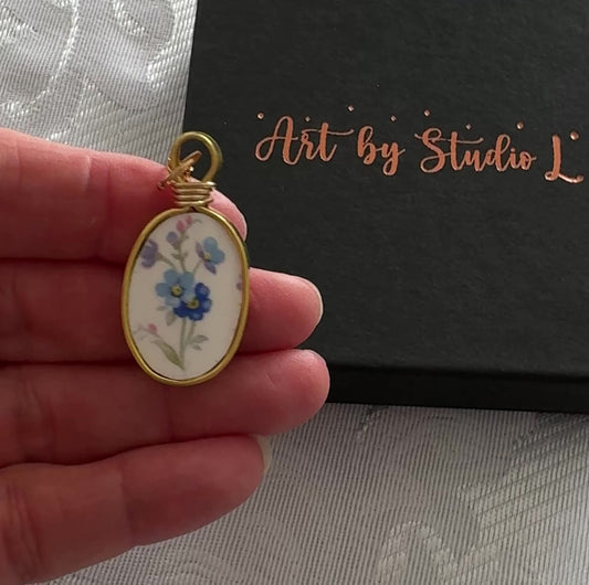 Memory Lane Oval, The Deep Blue, Gold